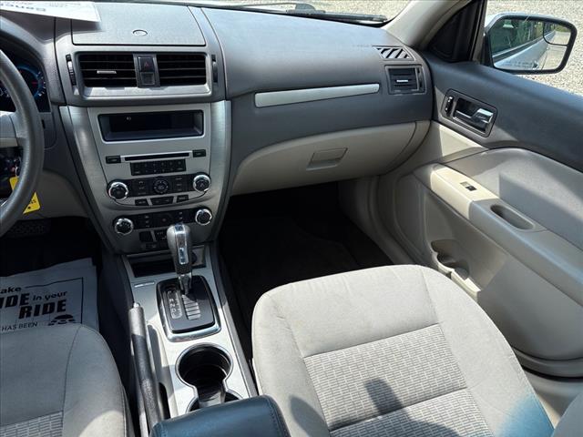 2012 Ford Fusion SE Sedan 4D