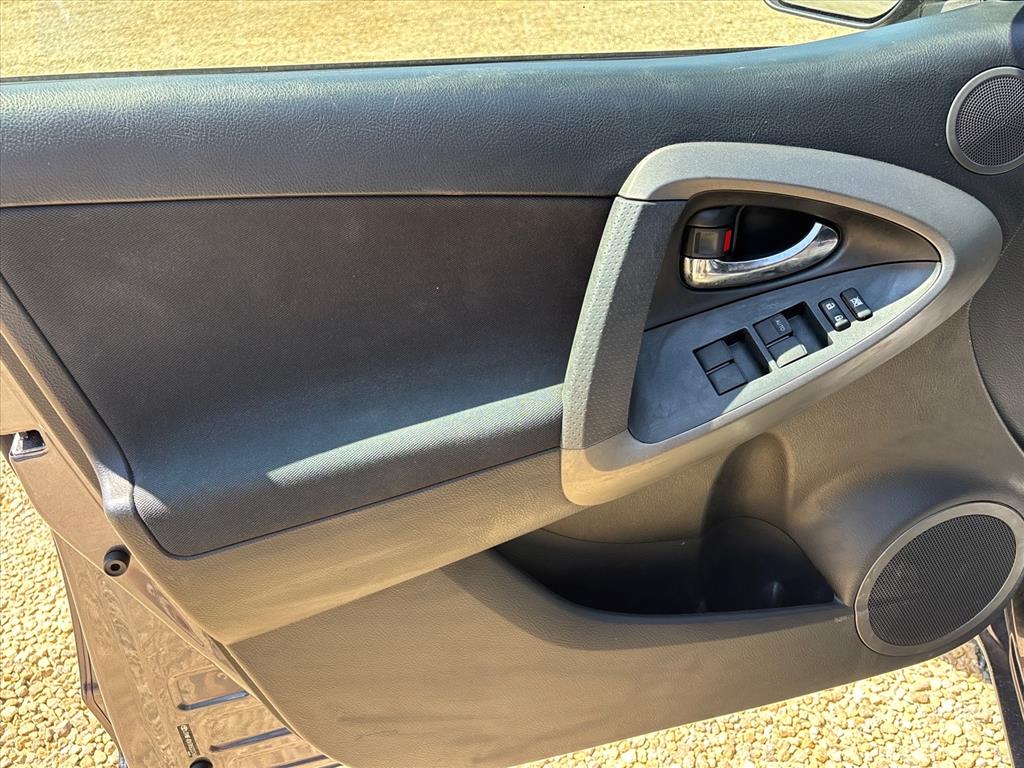 2010 Toyota RAV4 Sport - Photo 23