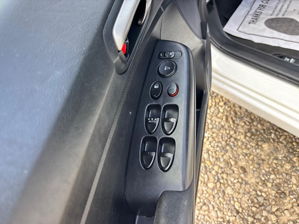 2010 Honda Civic LX-S - Photo 24