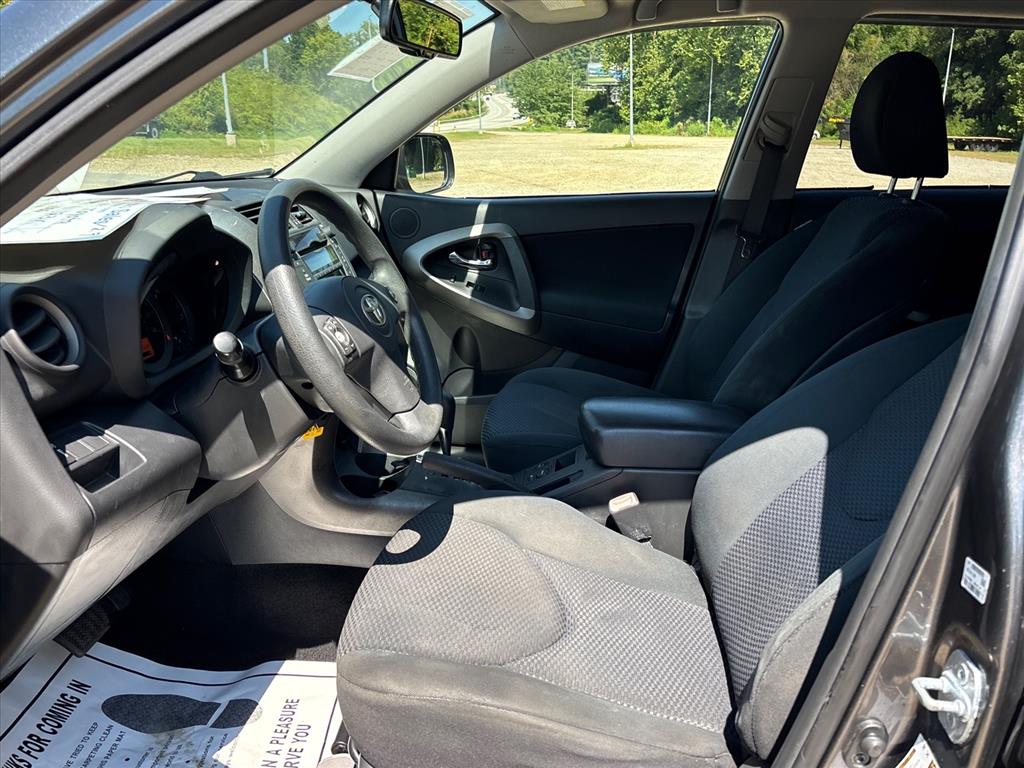 2010 Toyota RAV4 Sport - Photo 25