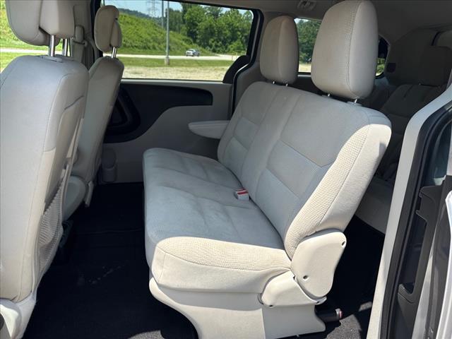 2017 Dodge Grand Caravan SE Minivan 4D