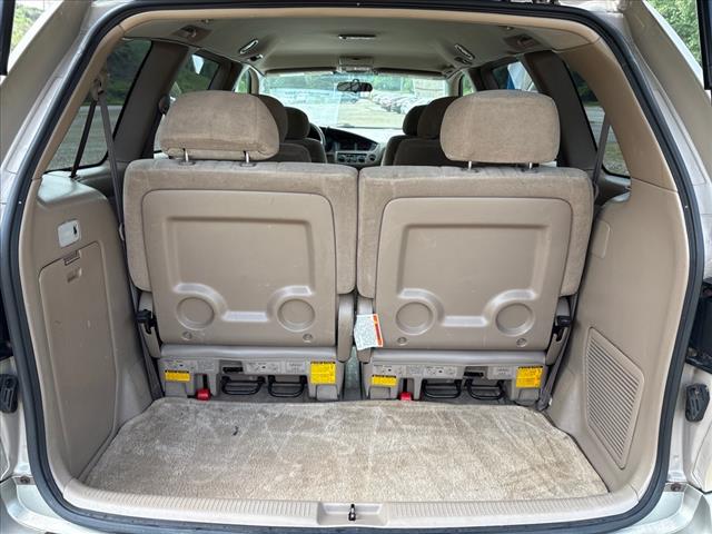 2003 Toyota Sienna LE Minivan 4D