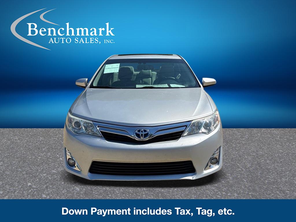 2013 Toyota Camry XLE Hybrid - Photo 2