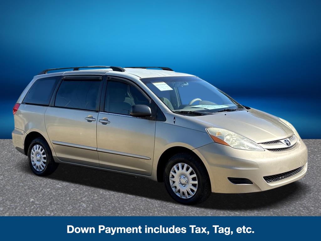 2010 Toyota Sienna CE LE photo 3