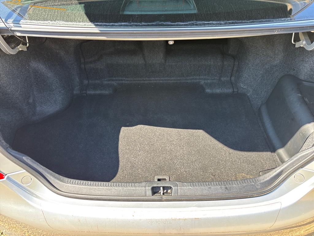 2013 Toyota Camry XLE Hybrid - Photo 31