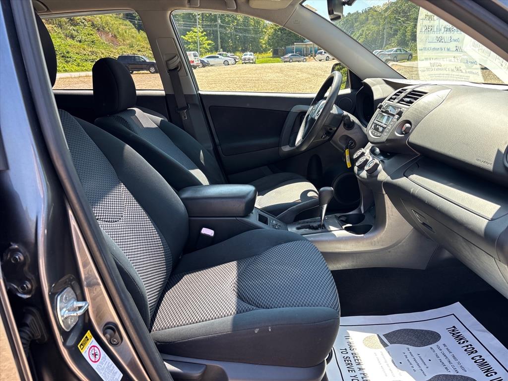 2010 Toyota RAV4 Sport - Photo 32