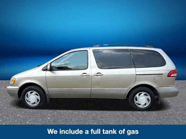 2003 Toyota Sienna LE Minivan 4D