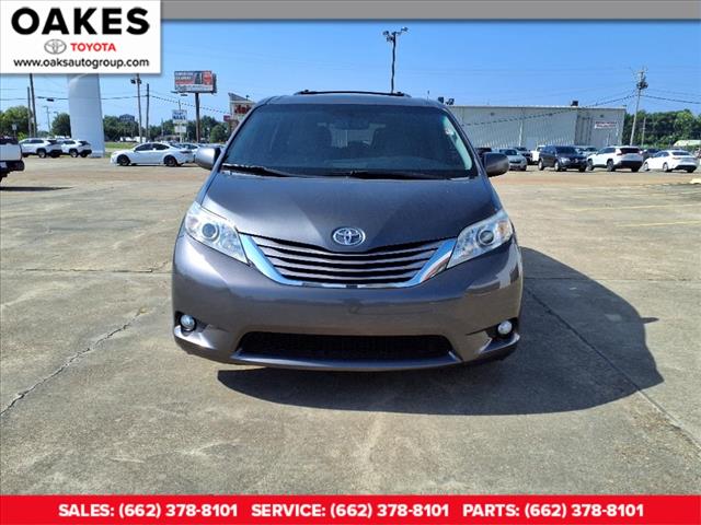 2017 Toyota Sienna MINIVAN