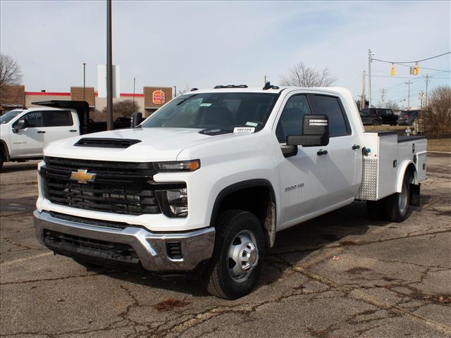 2026 Chevrolet Silverado 3500HD CC Work Truck