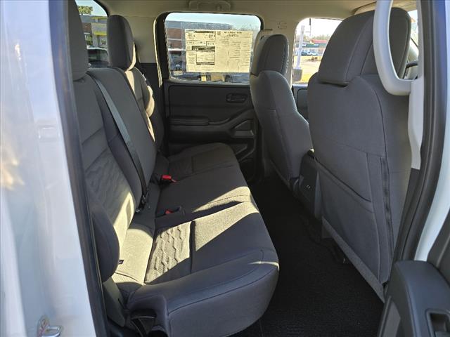 2025 Nissan Frontier S