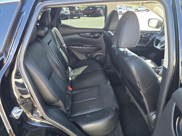 2017 Nissan Rogue Sport SL