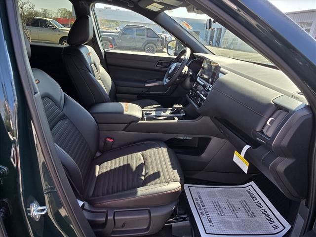 2025 Nissan Pathfinder Rock Creek