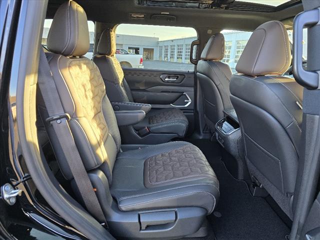 2025 Nissan Armada Platinum