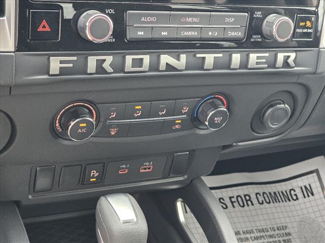 2025 Nissan Frontier SV