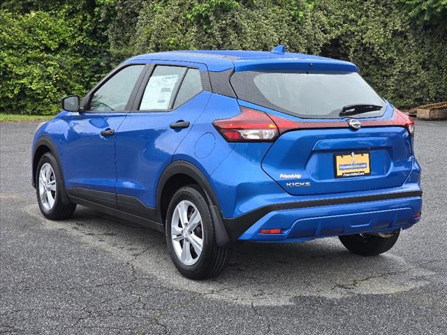 2025 Nissan Kicks Play S