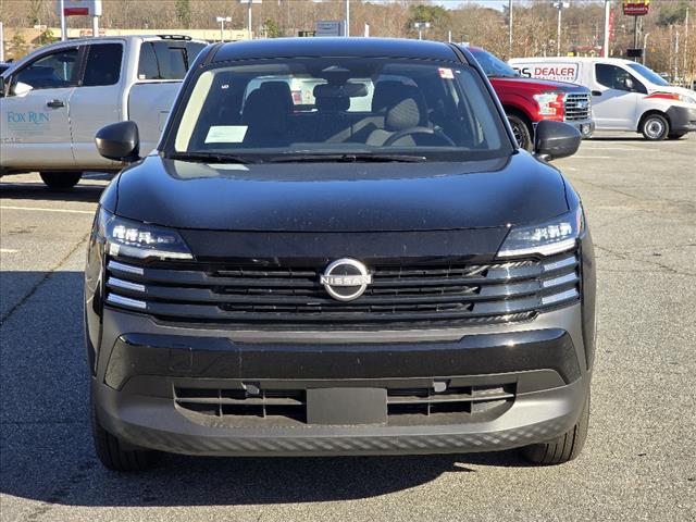 2025 Nissan Kicks S
