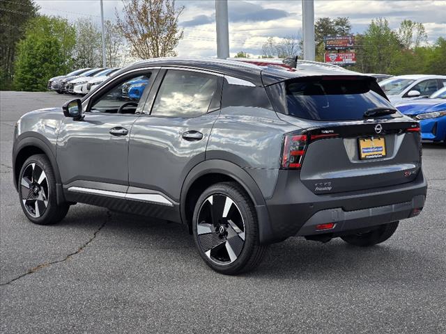 2025 Nissan Kicks SR