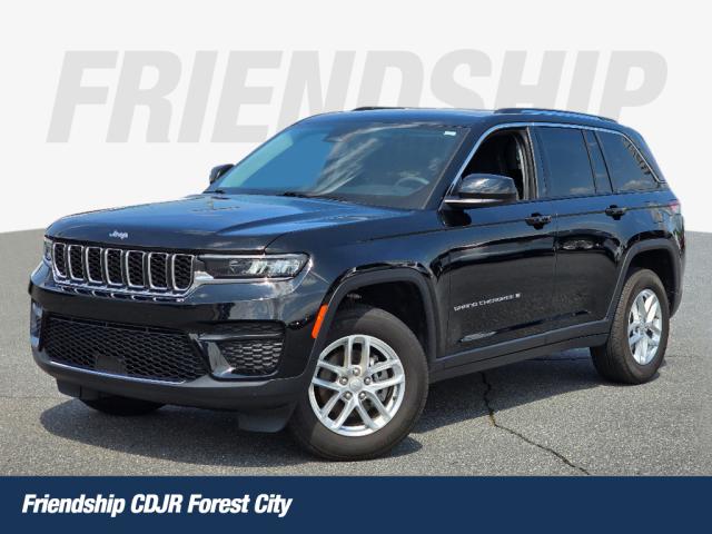 2023 Jeep Grand Cherokee Laredo