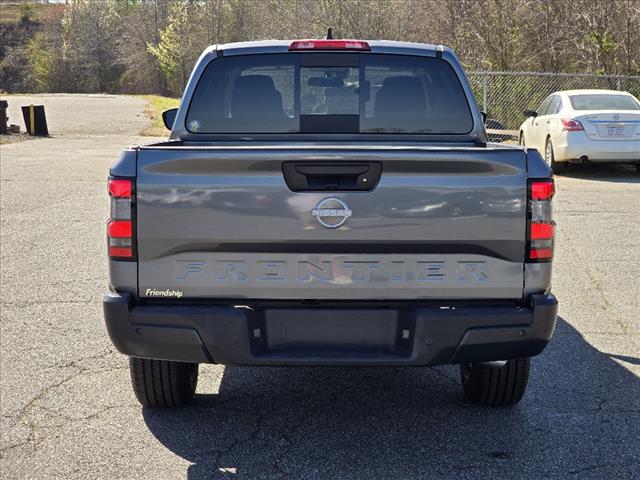 2025 Nissan Frontier S