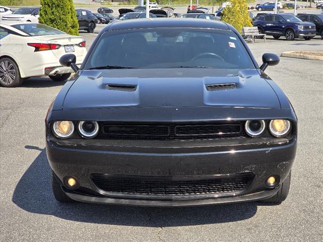 2020 Dodge Challenger SXT