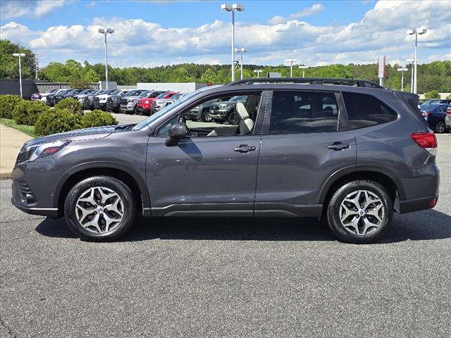 2022 Subaru Forester Premium