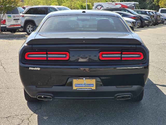 2020 Dodge Challenger SXT