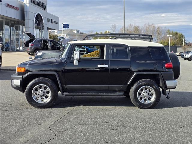 2012 Toyota FJ Cruiser Base