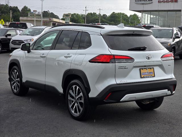 2023 Toyota Corolla Cross XLE