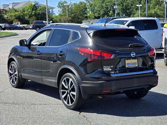 2017 Nissan Rogue Sport SL