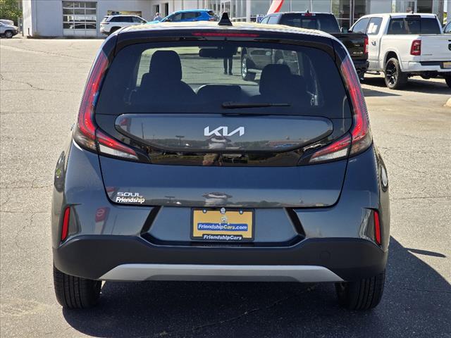 2024 Kia Soul LX
