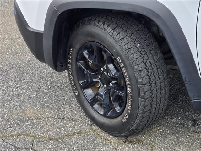 2022 Jeep Cherokee Trailhawk