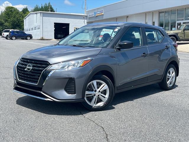 2022 Nissan Kicks S