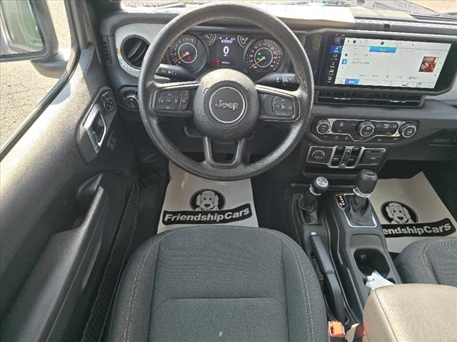 2024 Jeep Gladiator NightHawk