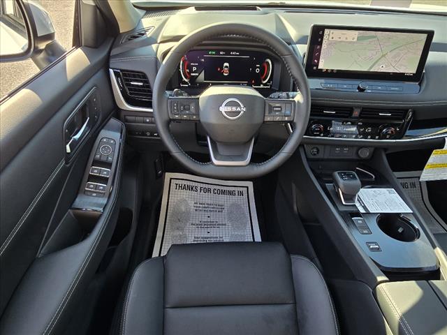 2025 Nissan Rogue SL