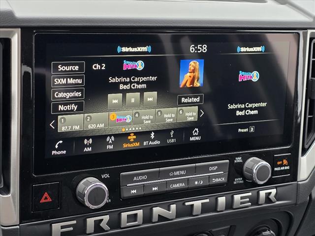 2025 Nissan Frontier SV