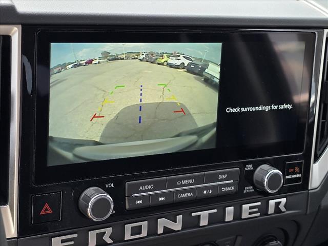 2025 Nissan Frontier SV