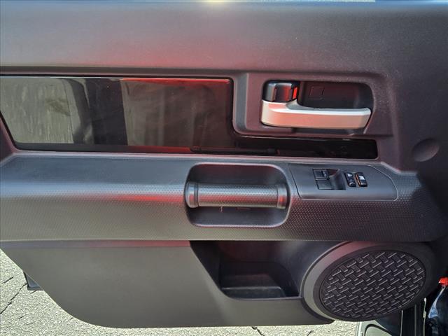 2012 Toyota FJ Cruiser Base