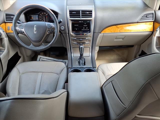 2015 Lincoln MKX Base