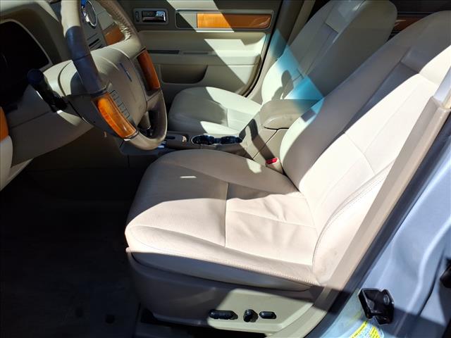 2006 Lincoln Zephyr Base