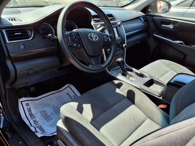 2017 Toyota Camry LE