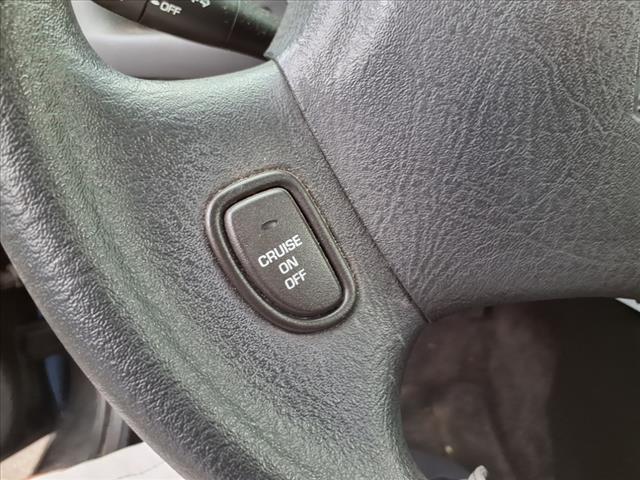 2002 Saturn S-Series SL1
