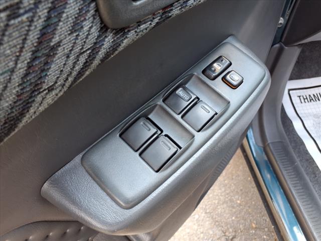 2000 Toyota RAV4 Base
