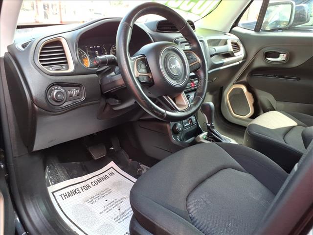 2017 Jeep Renegade Altitude