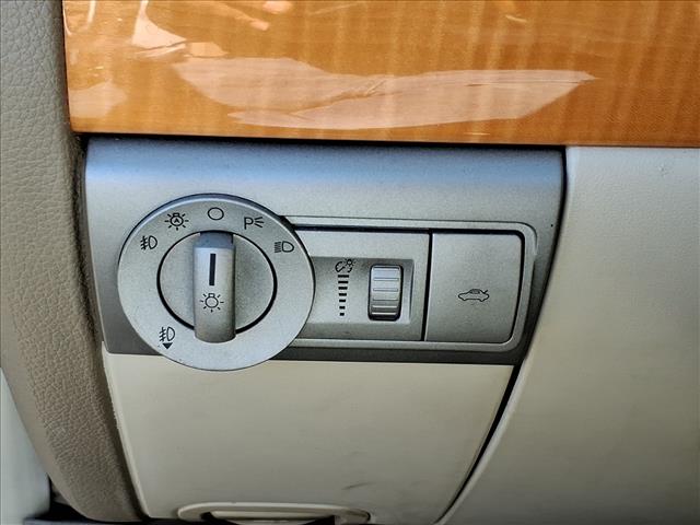 2006 Lincoln Zephyr Base