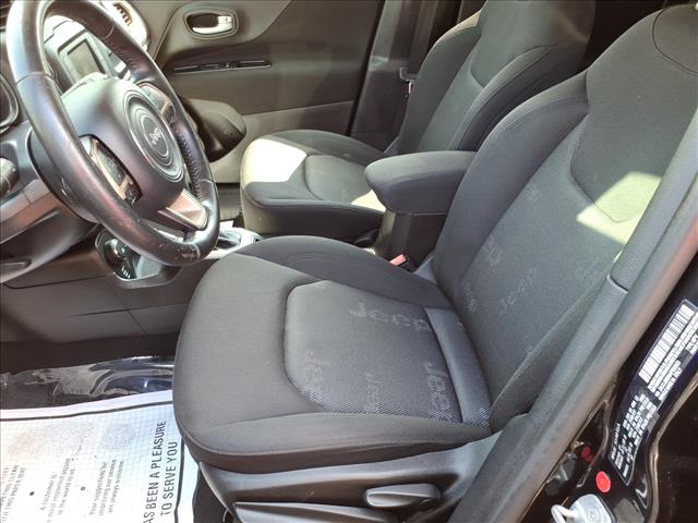 2017 Jeep Renegade Altitude