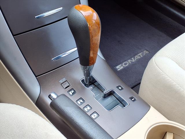 2010 Hyundai SONATA GLS