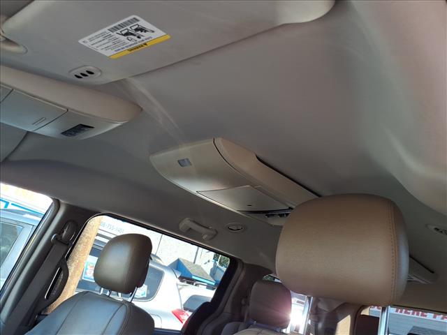 2015 Chrysler Town and Country Touring