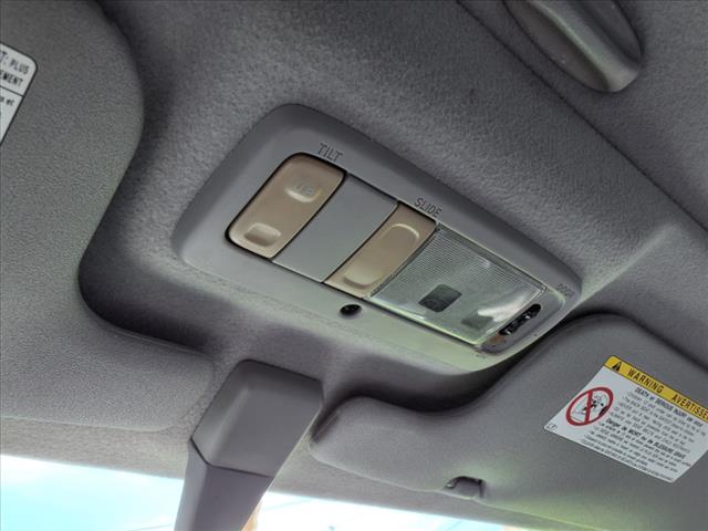 2000 Toyota RAV4 Base