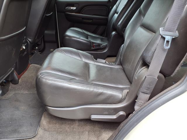 2010 Cadillac Escalade Luxury
