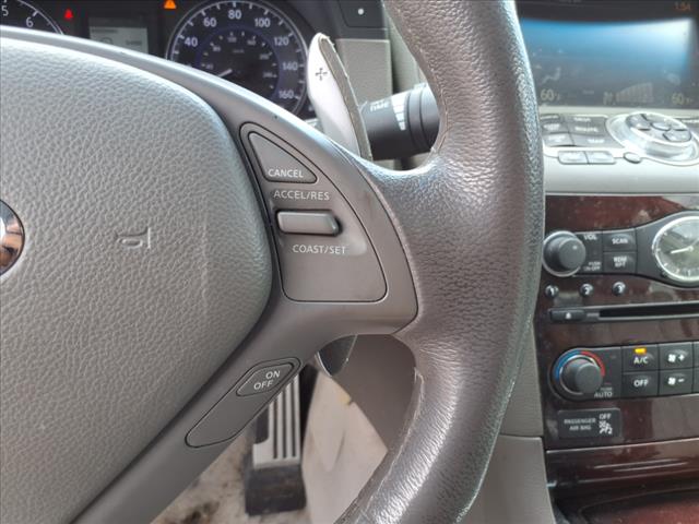 2011 INFINITI G37 Sedan x
